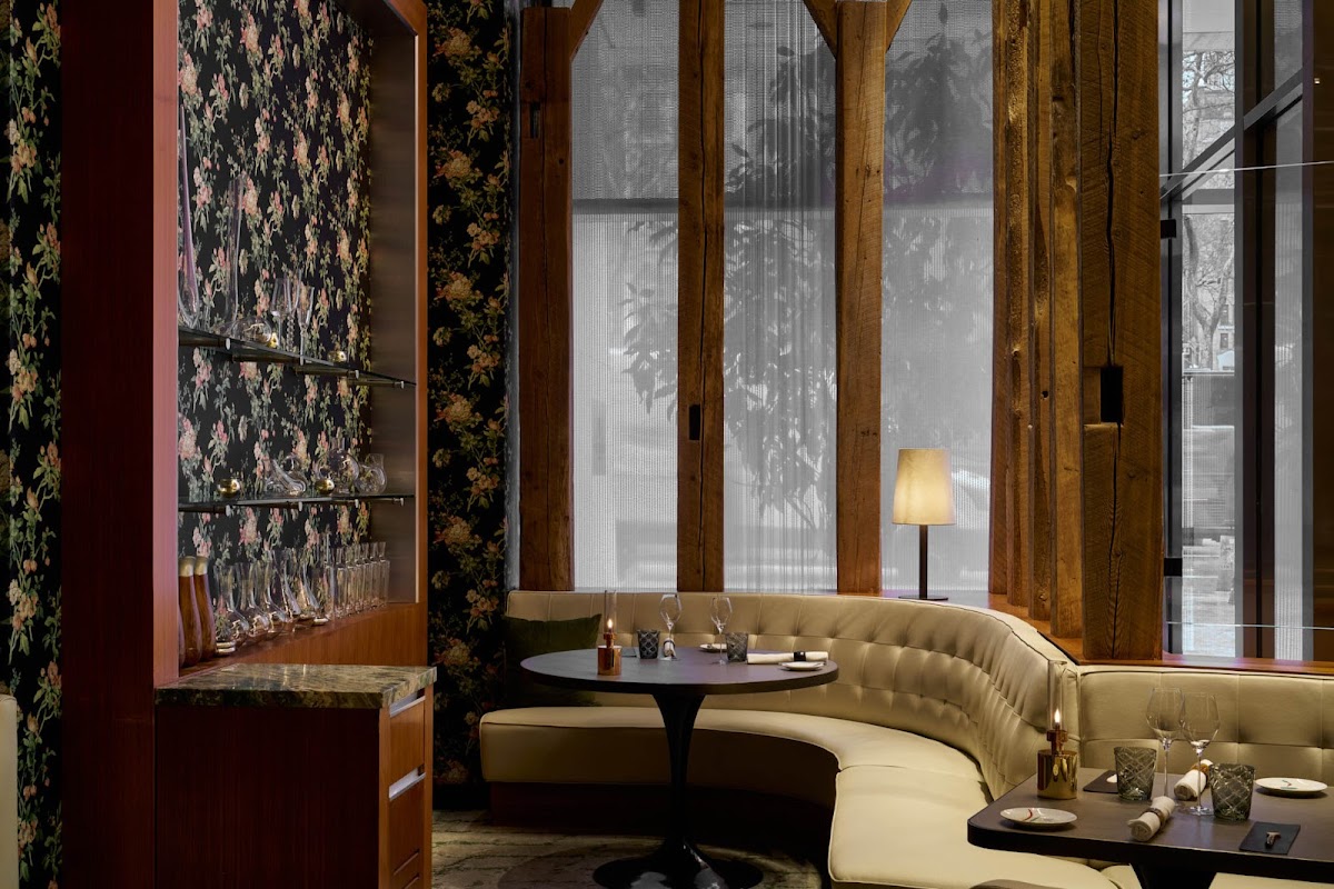 Editorial restaurant image stand-in for Gabriel Kreuther