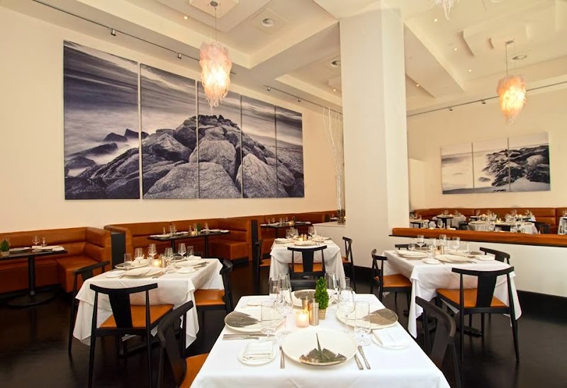 Editorial restaurant image stand-in for Ostra