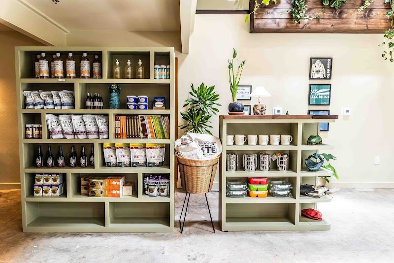 Editorial restaurant image stand-in for Casa de Luz East