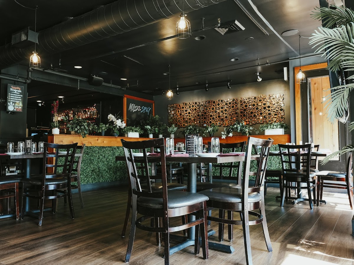 Editorial restaurant image stand-in for Mild 2 Spicy – Modern Indian Restaurant