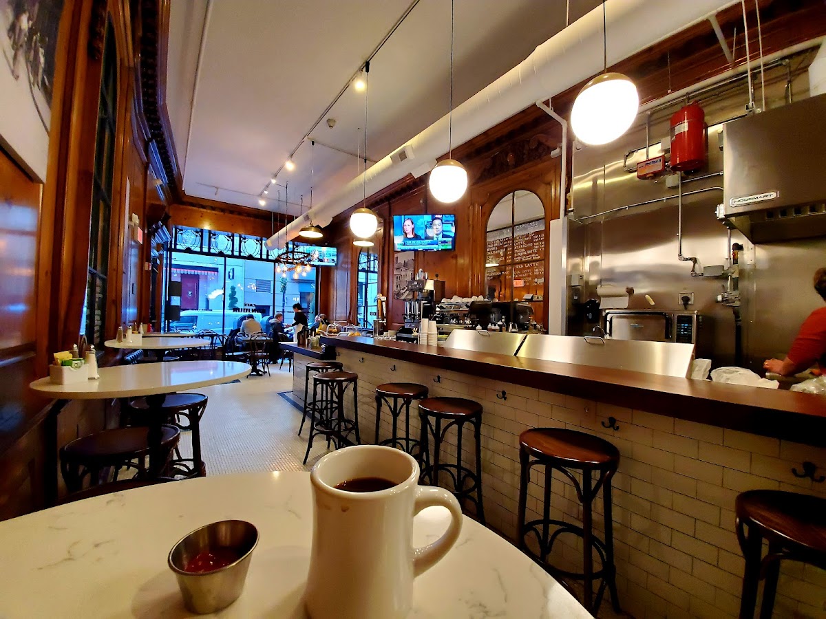 Editorial restaurant image stand-in for Cafe Bonjour