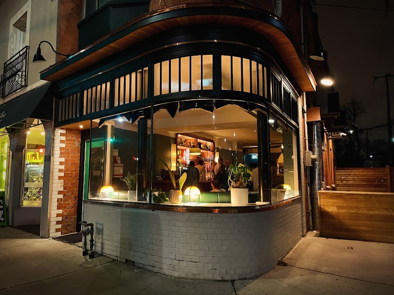 Editorial restaurant image stand-in for Doc’s Green Door Lounge