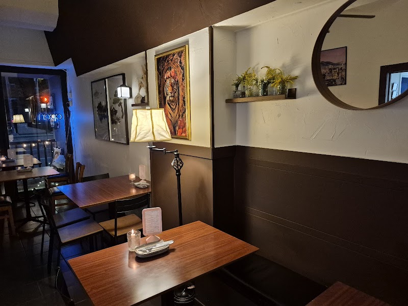 Editorial restaurant image stand-in for Diner Seoul