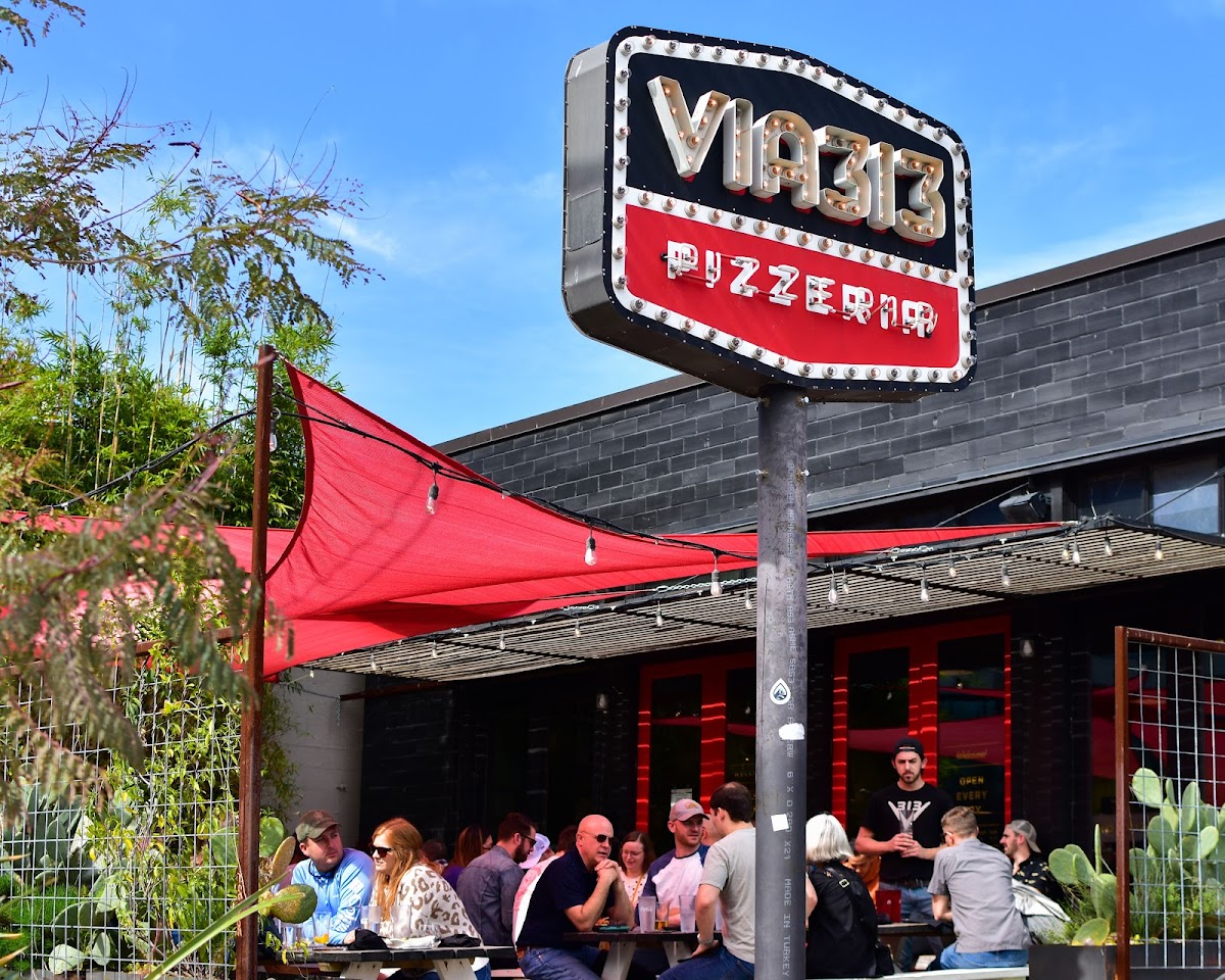 Editorial restaurant image stand-in for Via 313 Pizza