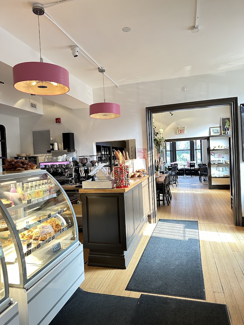 Editorial restaurant image stand-in for Bisou Toronto