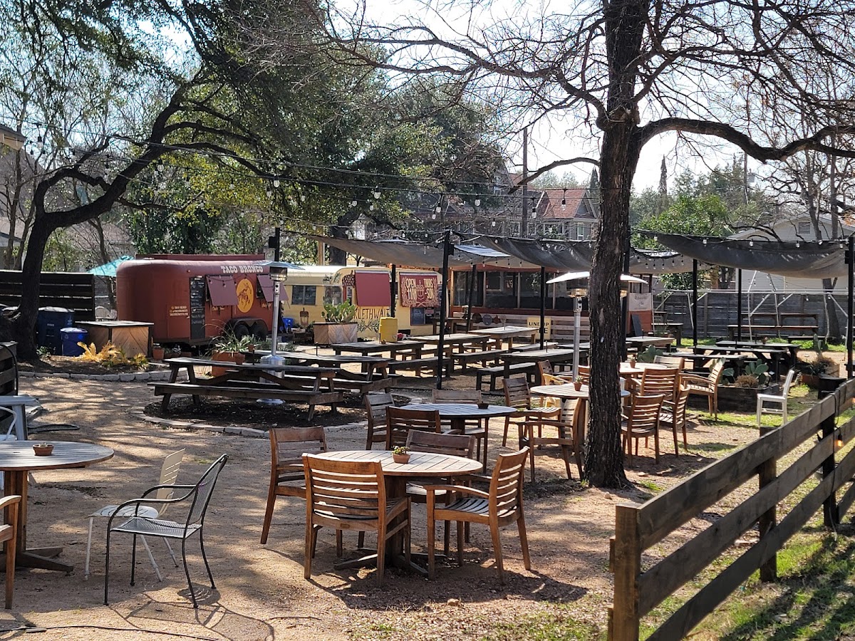 Editorial restaurant image stand-in for Micklethwait Barbecue