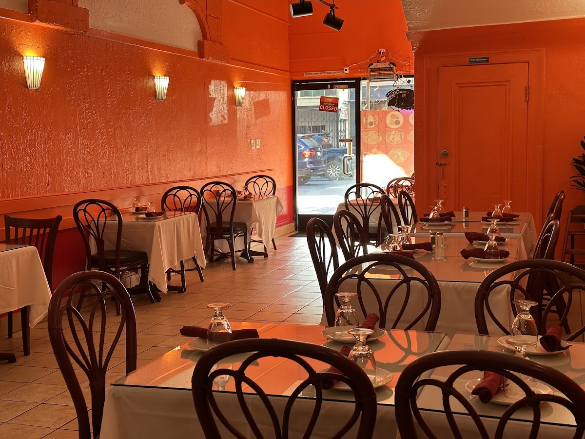 Editorial restaurant image stand-in for Himalayan Cuisine SF