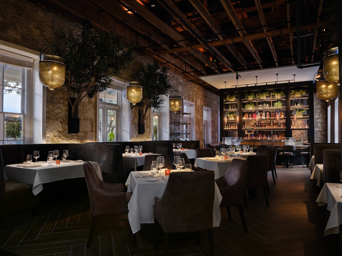 Editorial restaurant image stand-in for Dean's Steak & Seafood