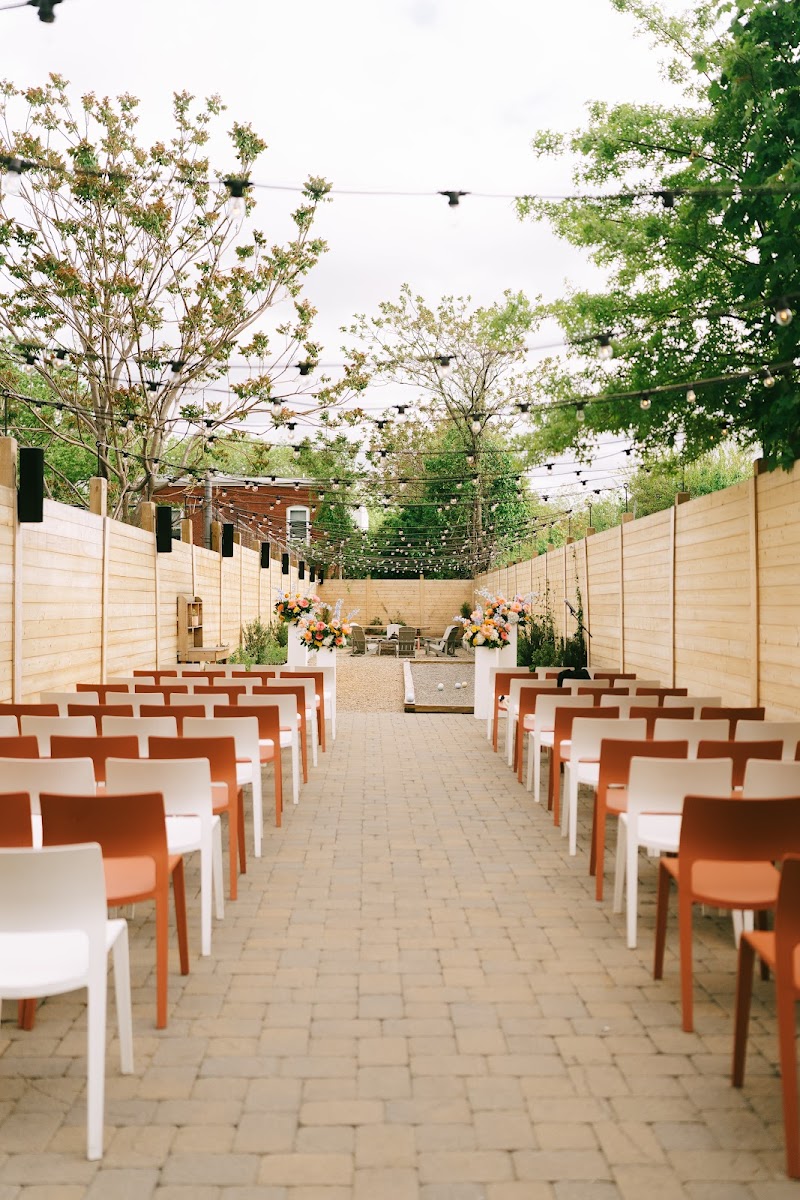 Editorial restaurant image stand-in for Gufo