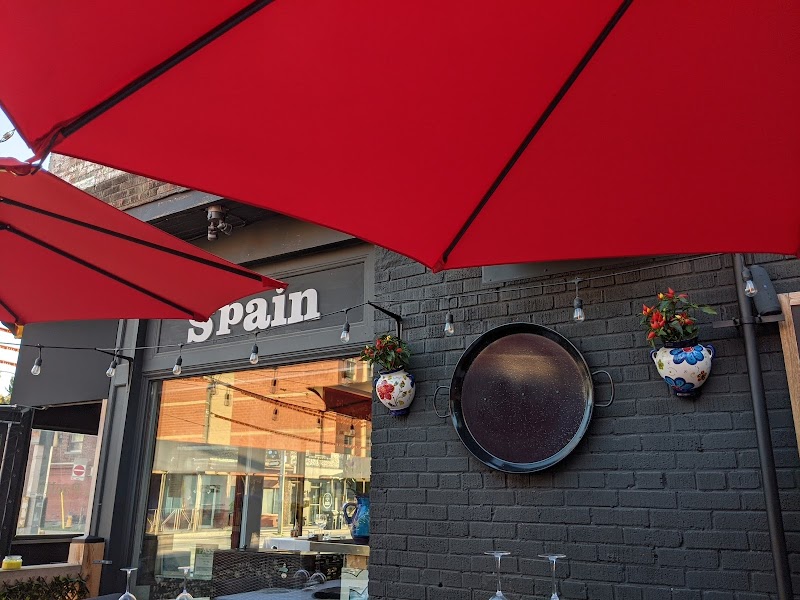 Editorial restaurant image stand-in for La Paella