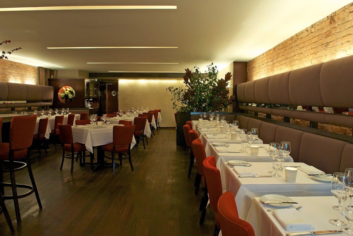 Editorial restaurant image stand-in for Family Meal at Blue Hill