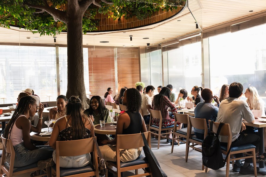 Editorial restaurant image stand-in for Everyside - Social Eatery & Taphouse