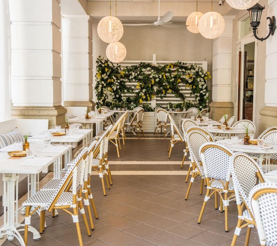 Editorial restaurant image stand-in for Motek Coral Gables