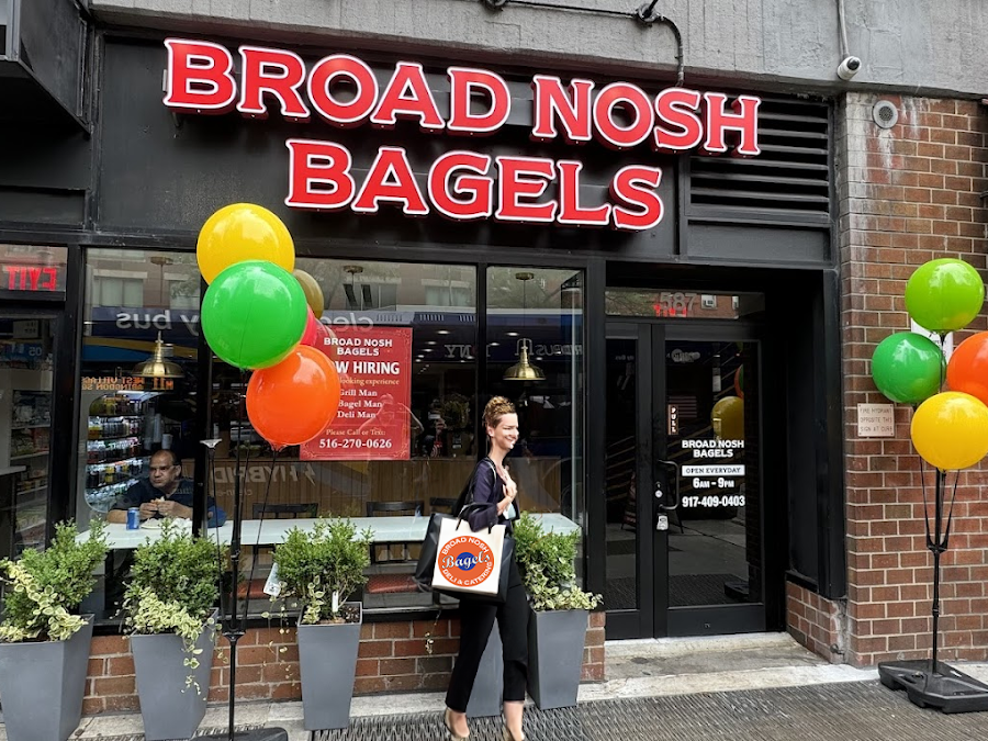 Editorial restaurant image stand-in for Broad Nosh Bagels & Caterings 42nd Street