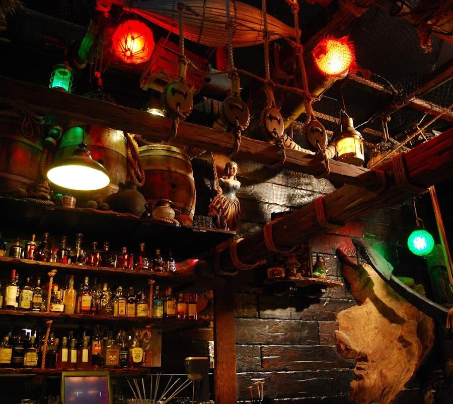 Editorial restaurant image stand-in for Smuggler's Cove