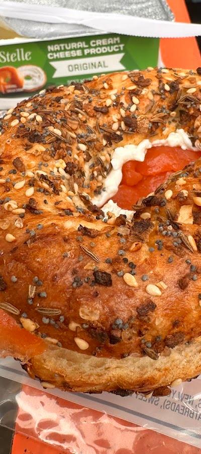 Fairmount Bagel photo 3