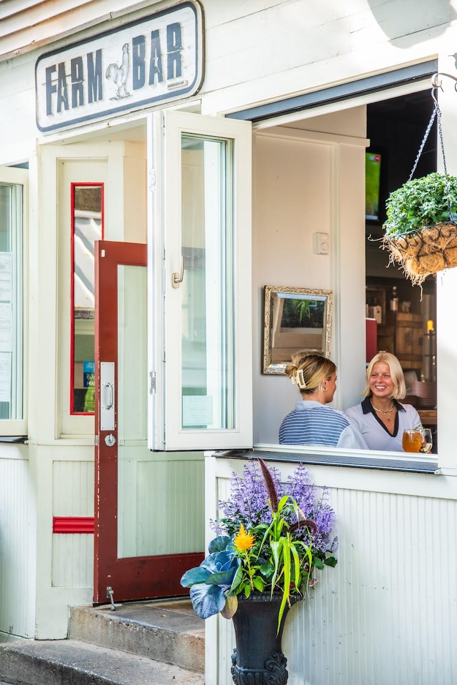 Editorial restaurant image stand-in for Farm Bar Lakeview