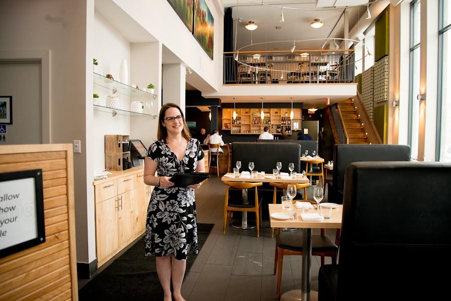 Editorial restaurant image stand-in for Gezellig