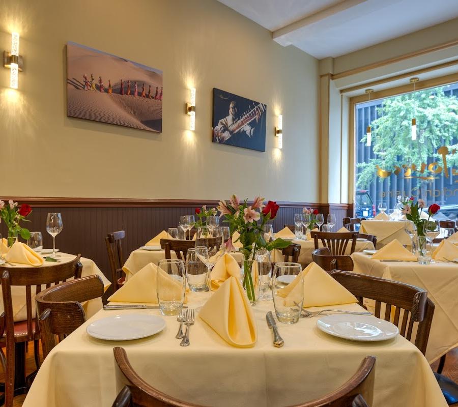 Editorial restaurant image stand-in for Cloves Indian Cuisine