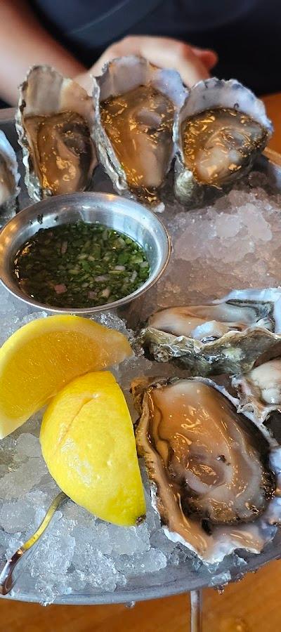 Hog Island Oyster Co. photo 4