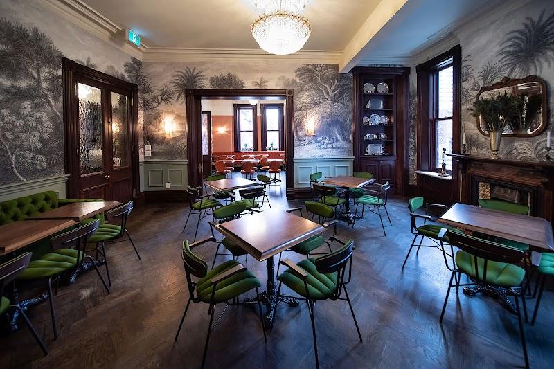 Editorial restaurant image stand-in for Maison Selby