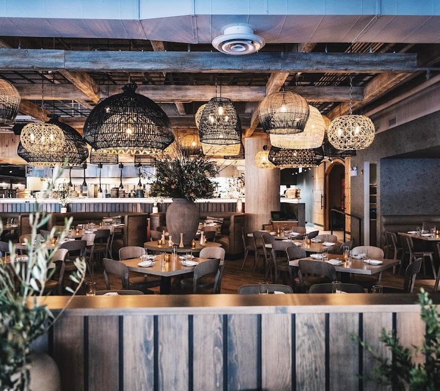 Editorial restaurant image stand-in for LÝRA