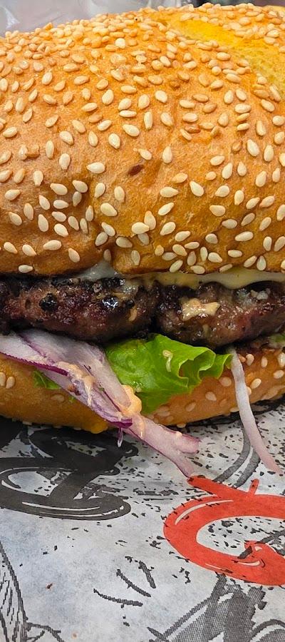 B12 Burger St Catherine Ouest photo 3