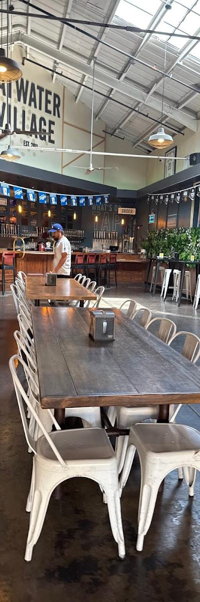 The Pub at Golden Road- Atwater Village photo 4