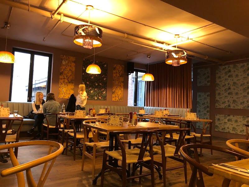 Editorial restaurant image stand-in for Bodega Henriette