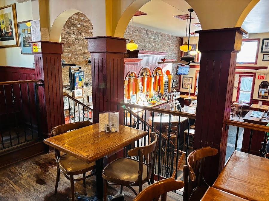 Editorial restaurant image stand-in for Chez Lucien