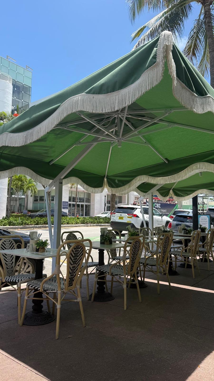 Editorial restaurant image stand-in for Café Bastille Miami Beach