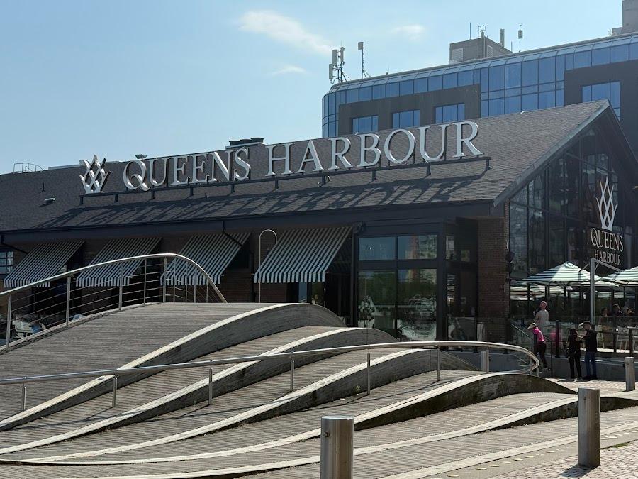 Editorial restaurant image stand-in for Queens Harbour
